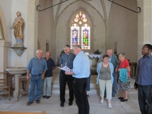 Visite évêque à DROM (2)