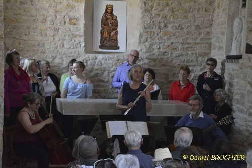Lire la suite à propos de l’article Notre Dame des Conches : pèlerinage, histoire, musique et convivialité !
