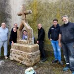 Deux bandes de bénévoles à fond, au bénéfice du village