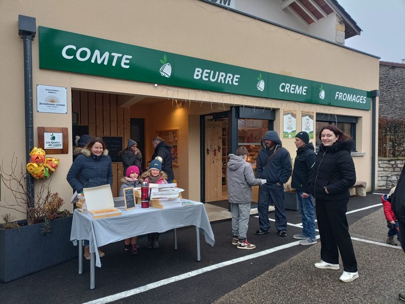 Lire la suite à propos de l’article On s’est arraché les galettes du Sou des écoles !